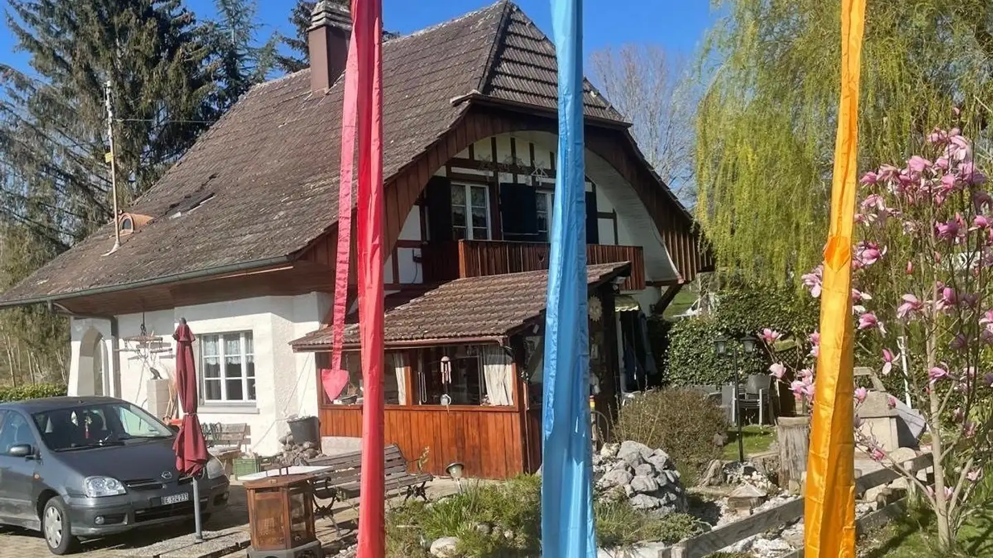 Attique à louer - Schmidmattweg 5, 3206 Biberen