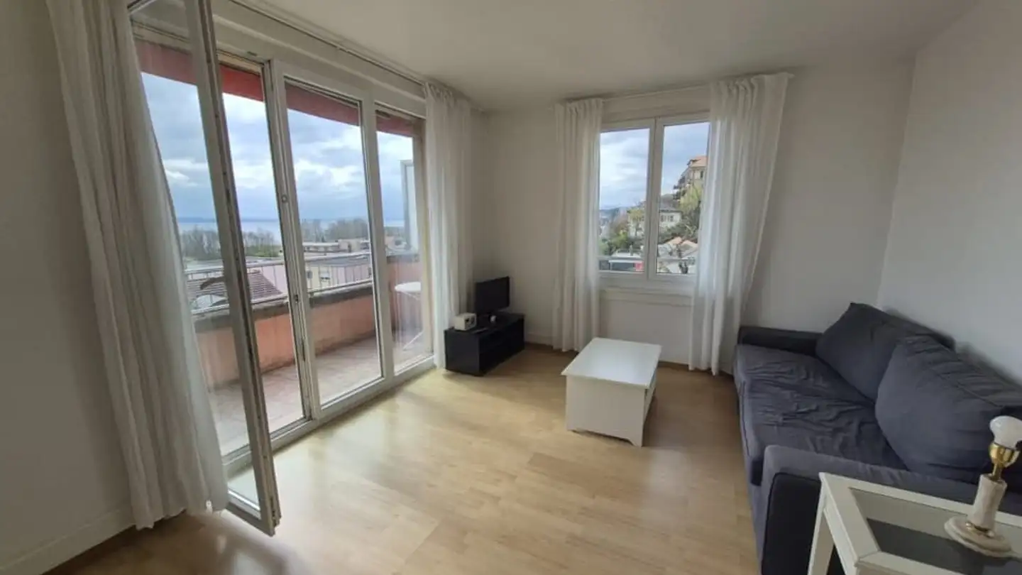 Appartamento in affitto - Rouges-Terres 4, 2068 Hauterive NE