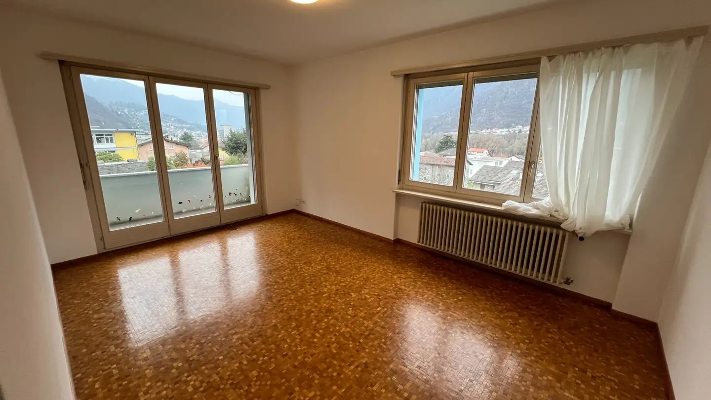 Appartement à louer - Via Taiada 22, 6517 Arbedo - Photo 2