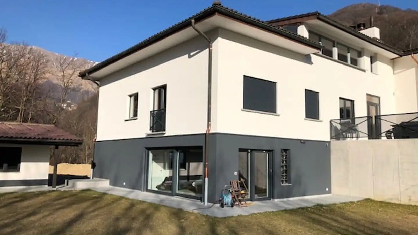 Casa bifamiliare in vendita - Via Maggio, 6900 Lugano - Photo 2