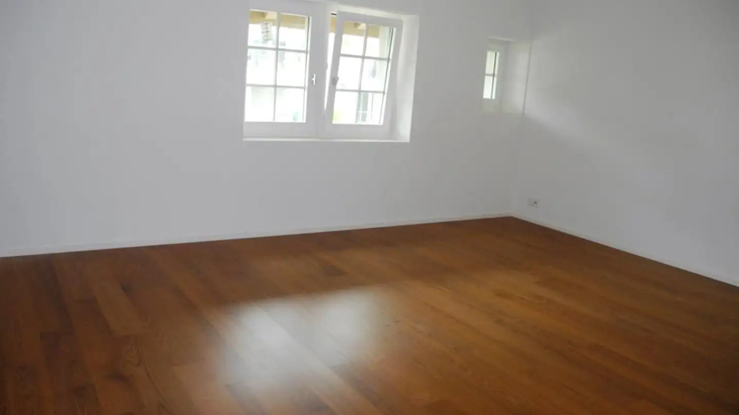 Duplex for rent - Dorfstrasse 24a, 8103 Unterengstringen - Photo 2