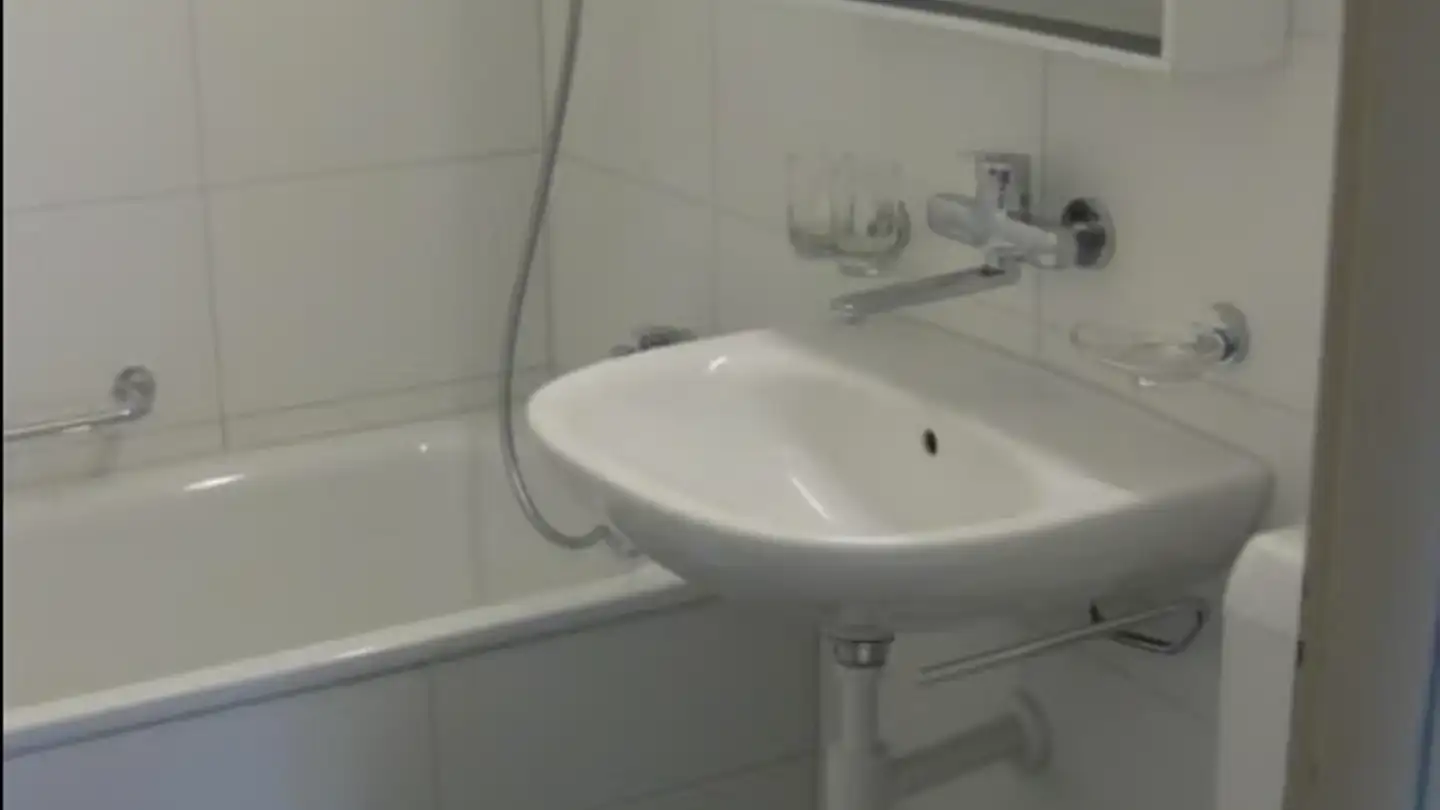 Wohnung mieten - Alpenstrasse 15, 3628 Uttigen - Foto 3