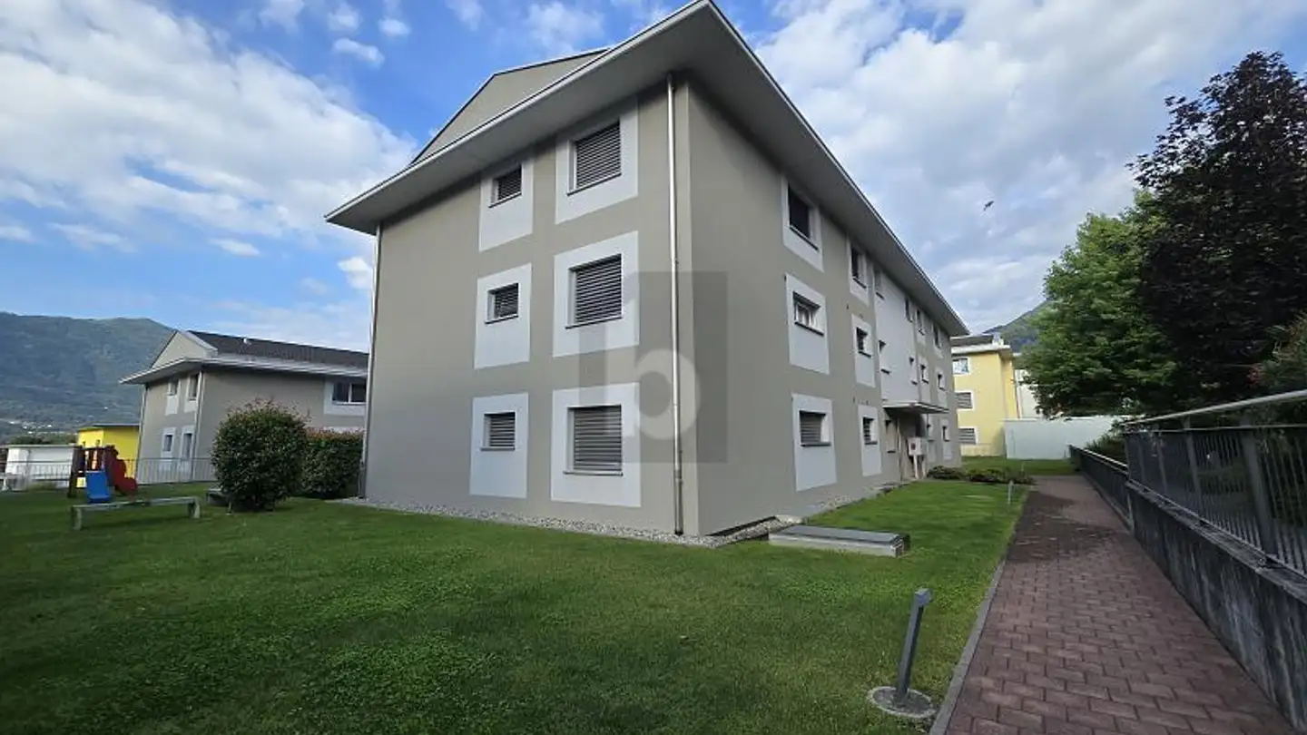 Appartement à louer - 6514 Sementina