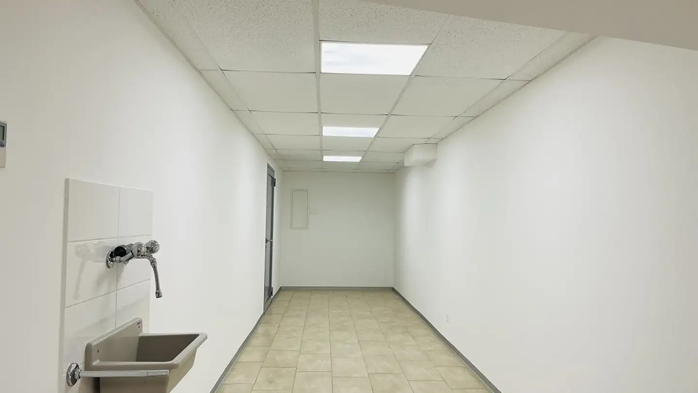 Storage space for rent - Via Alberto Giacometti 1, 6900 Lugano