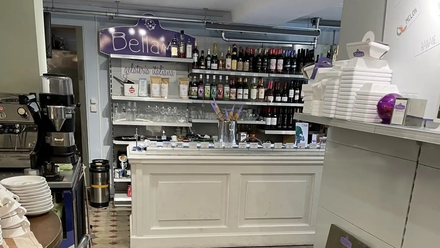 Commercial for rent - Rue Ancienne 1, 1227 Carouge GE