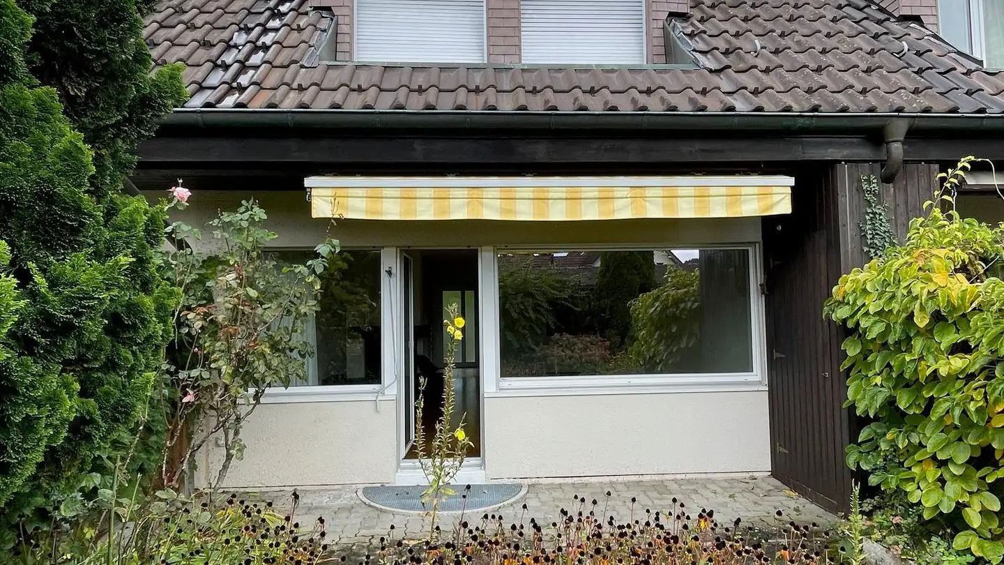 Row house for rent - Feldstrasse 22, 8904 Aesch ZH