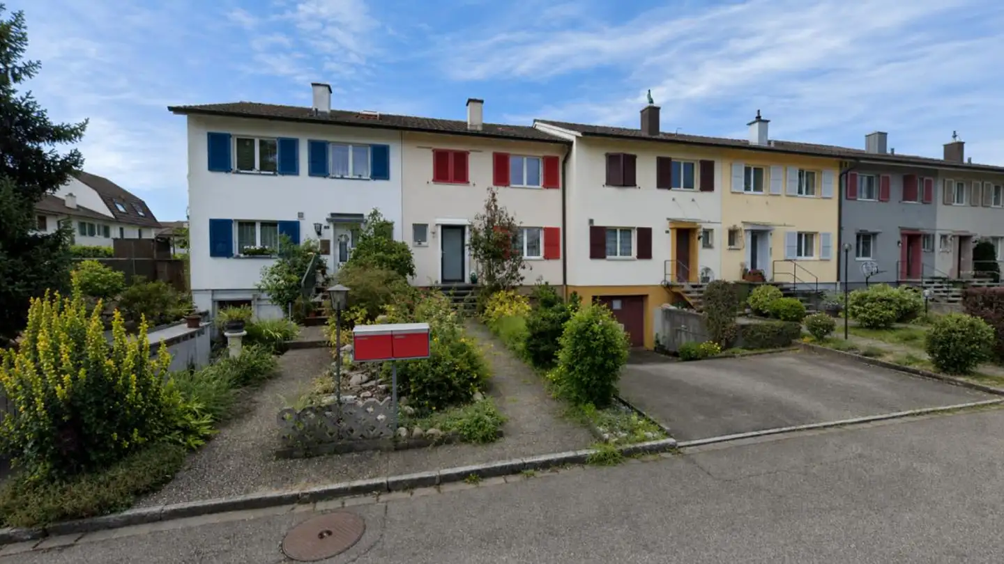 Row house for sale - Leymenstrasse 41, 4153 Reinach BL