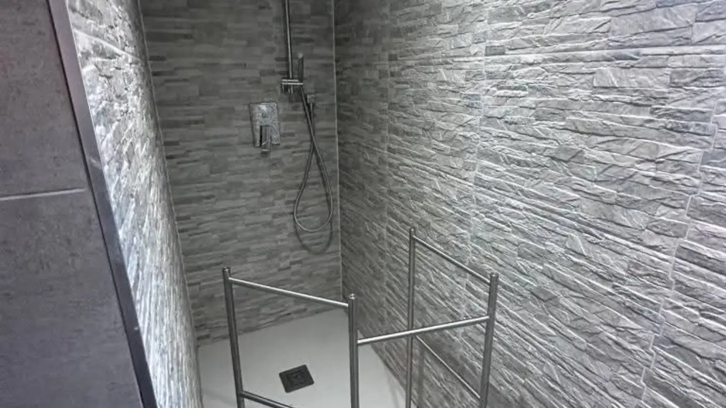 Maison individuelle à louer - 6984 Pura