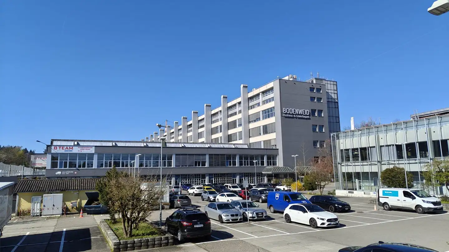 Commercial à louer - Freiburgstrasse 251, 3018 Bern