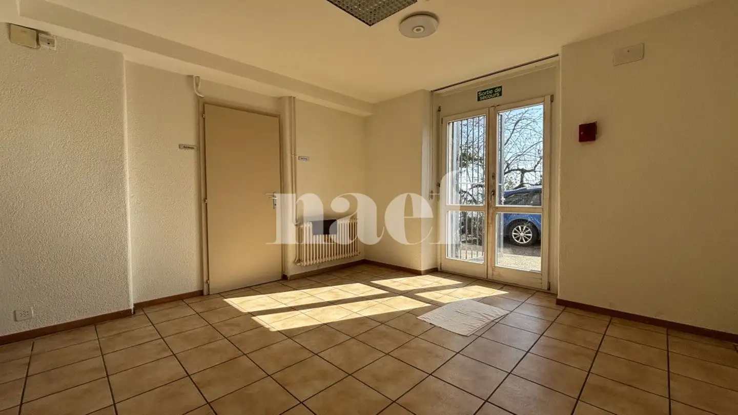 Espace de stockage à louer - Rue de la Gare 18, 2024 St-Aubin-Sauges