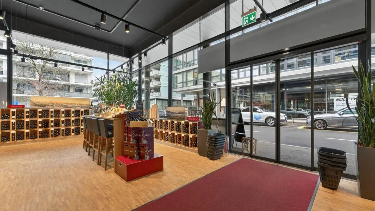 Workshop for rent - Baarerstrasse 141, 6300 Zug - Photo 3