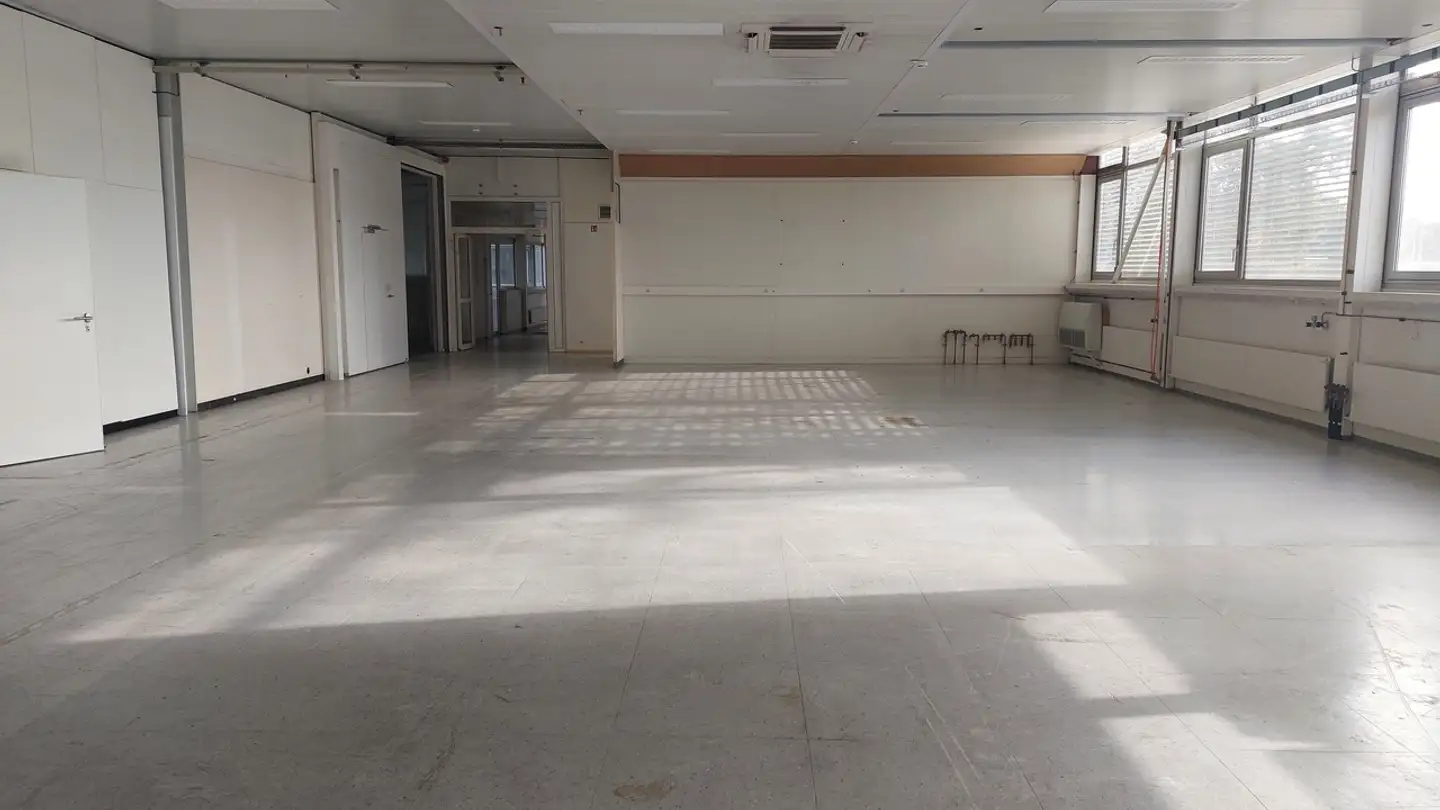 Atelier à louer - Chemin De Verney, 1024 Ecublens VD - Photo 4