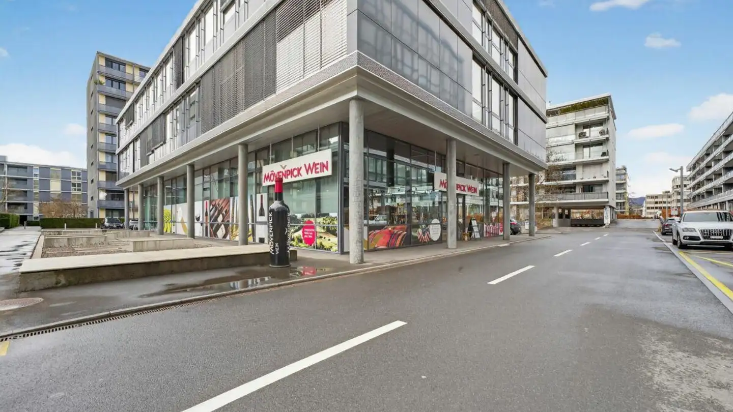 Workshop for rent - Baarerstrasse 141, 6300 Zug
