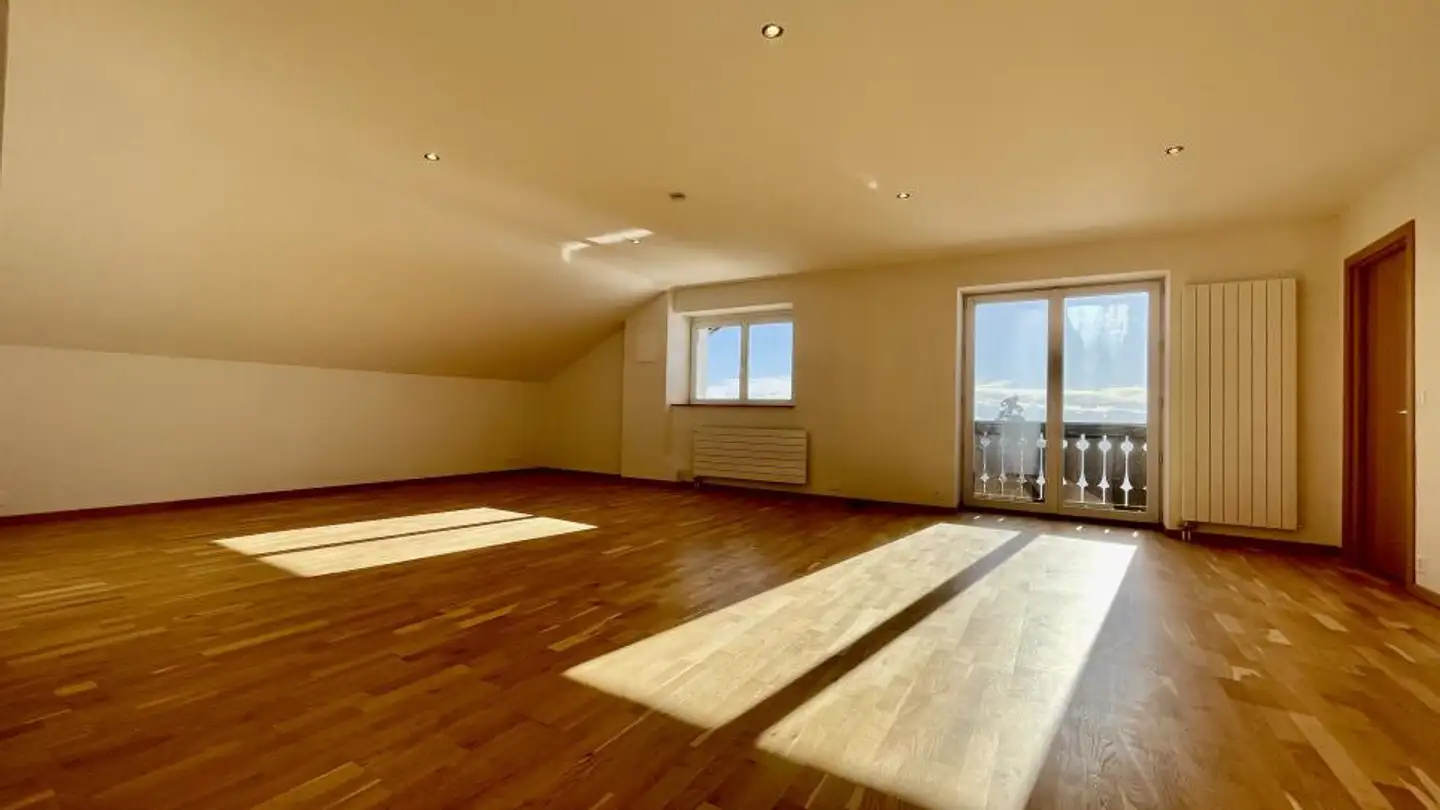 Apartment for sale - Tunnel De La Vue-Des-Alpes, 2052 La Vue-des-Alpes - Photo 4