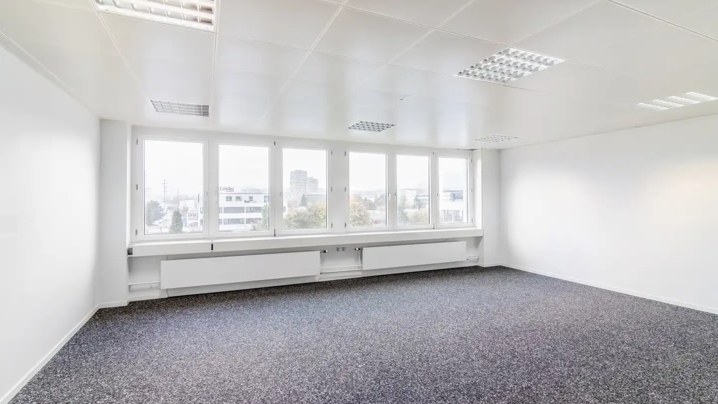 Office space for rent - Erlenstrasse 4, 6343 Rotkreuz