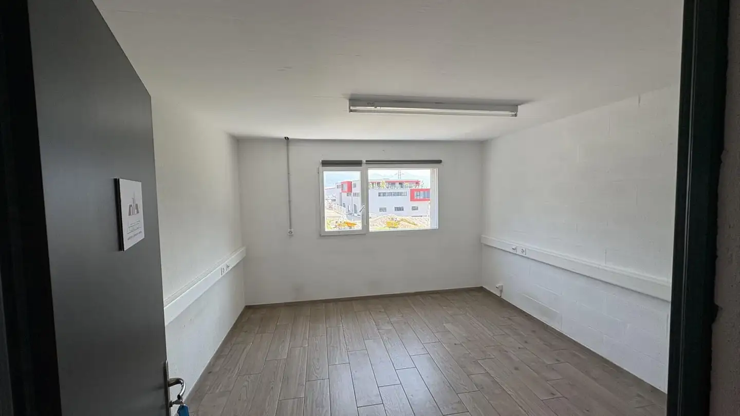 Spazio ufficio in affitto - 1955 St-Pierre-de-Clages - Photo 3