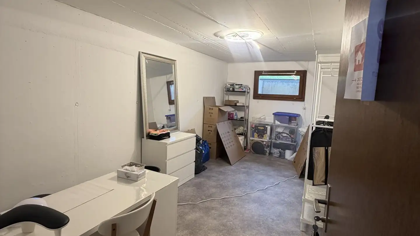 Commercial à louer - Langackerstrasse, 8424 Embrach