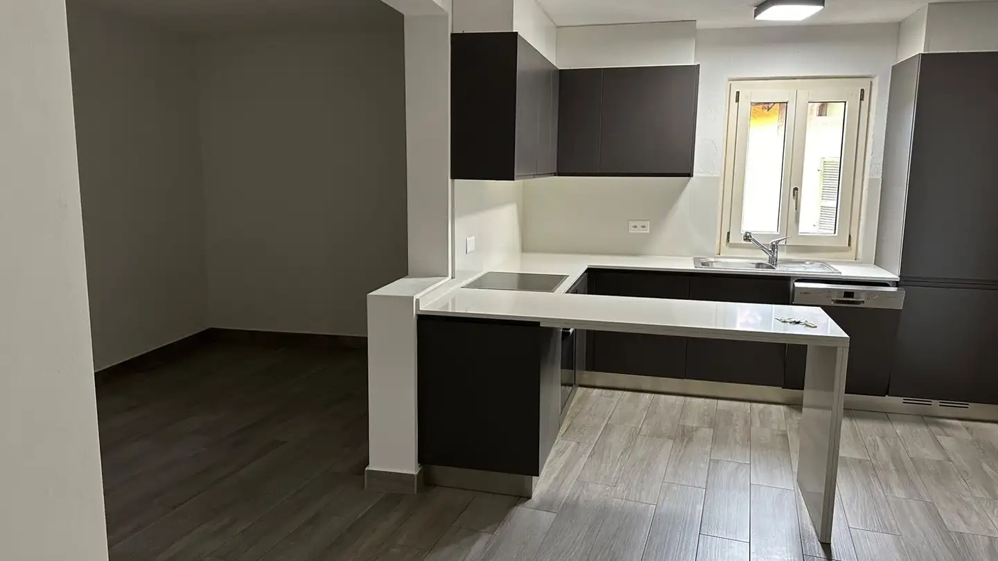 Apartment for rent - 6965 Cadro