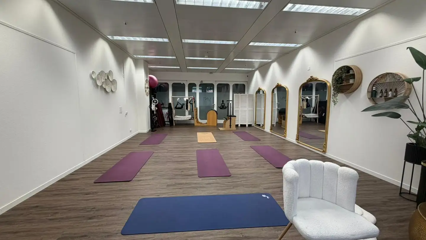 Commercial à louer - Thurgauerstrasse 117, 8152 Glattpark (Opfikon)