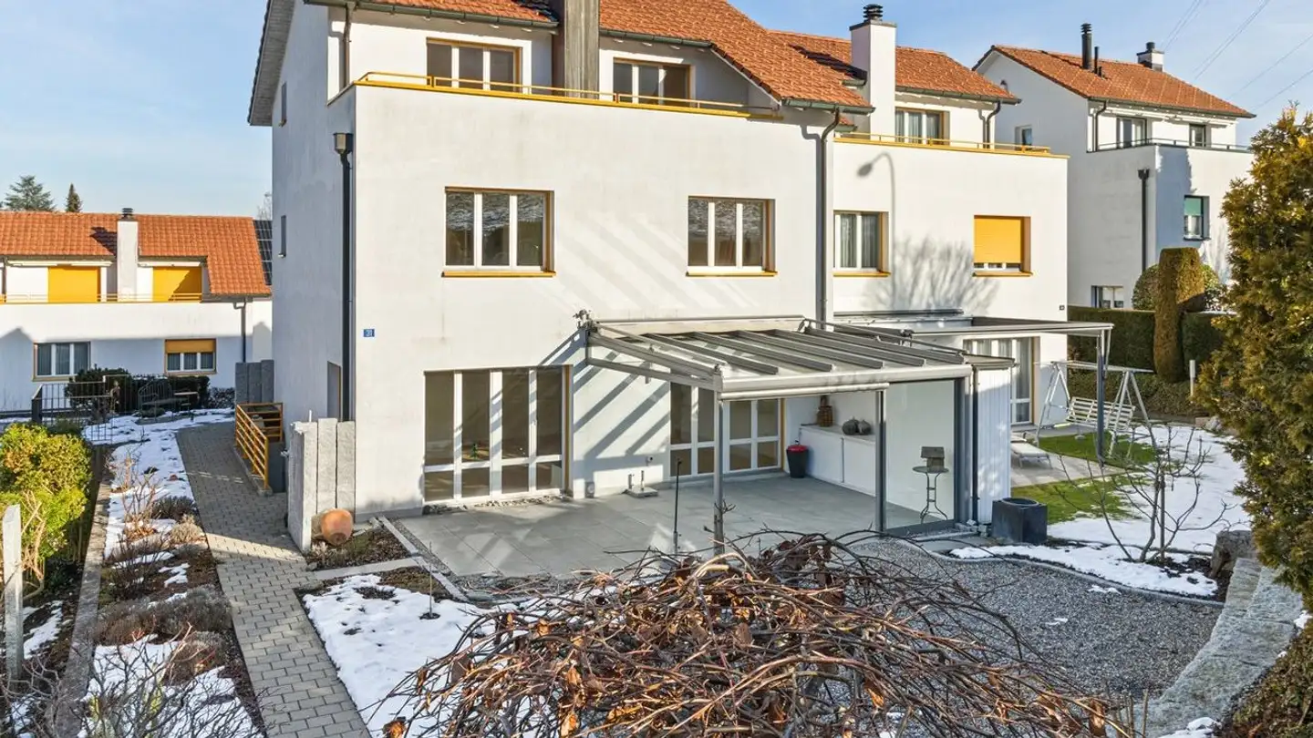 Semi-detached house for rent - Unterrütistrasse 31, 8135 Langnau am Albis