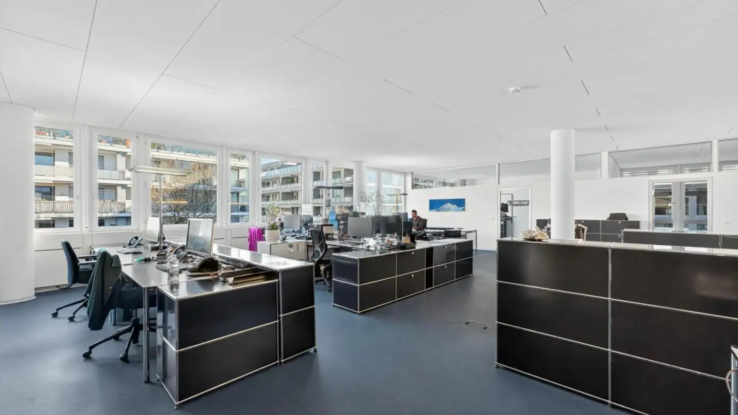 Office space for rent - Baarerstrasse 141, 6300 Zug