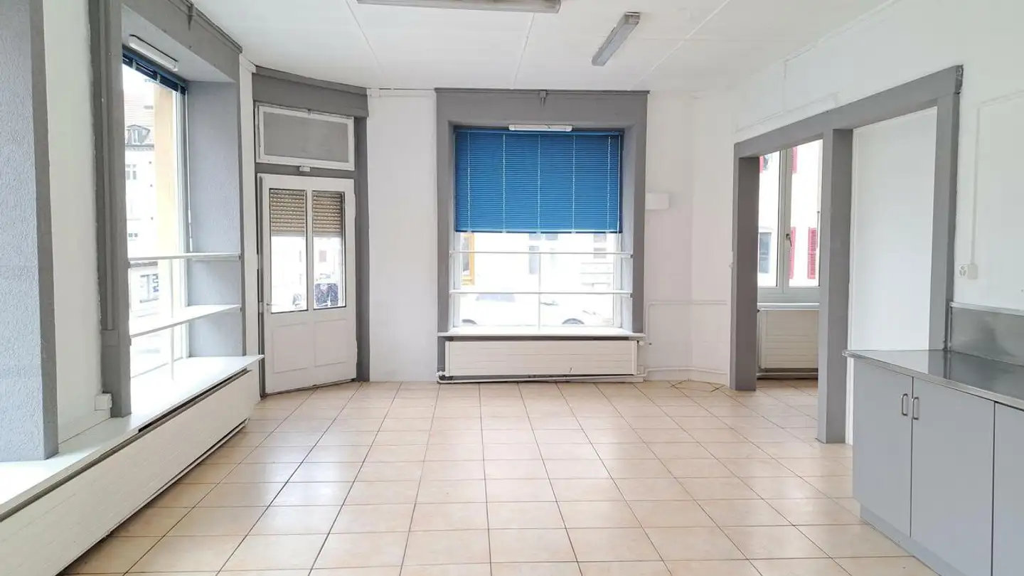 Spazio ufficio in affitto - Rue De La Paix 84, 2300 La Chaux-de-Fonds - Foto 2