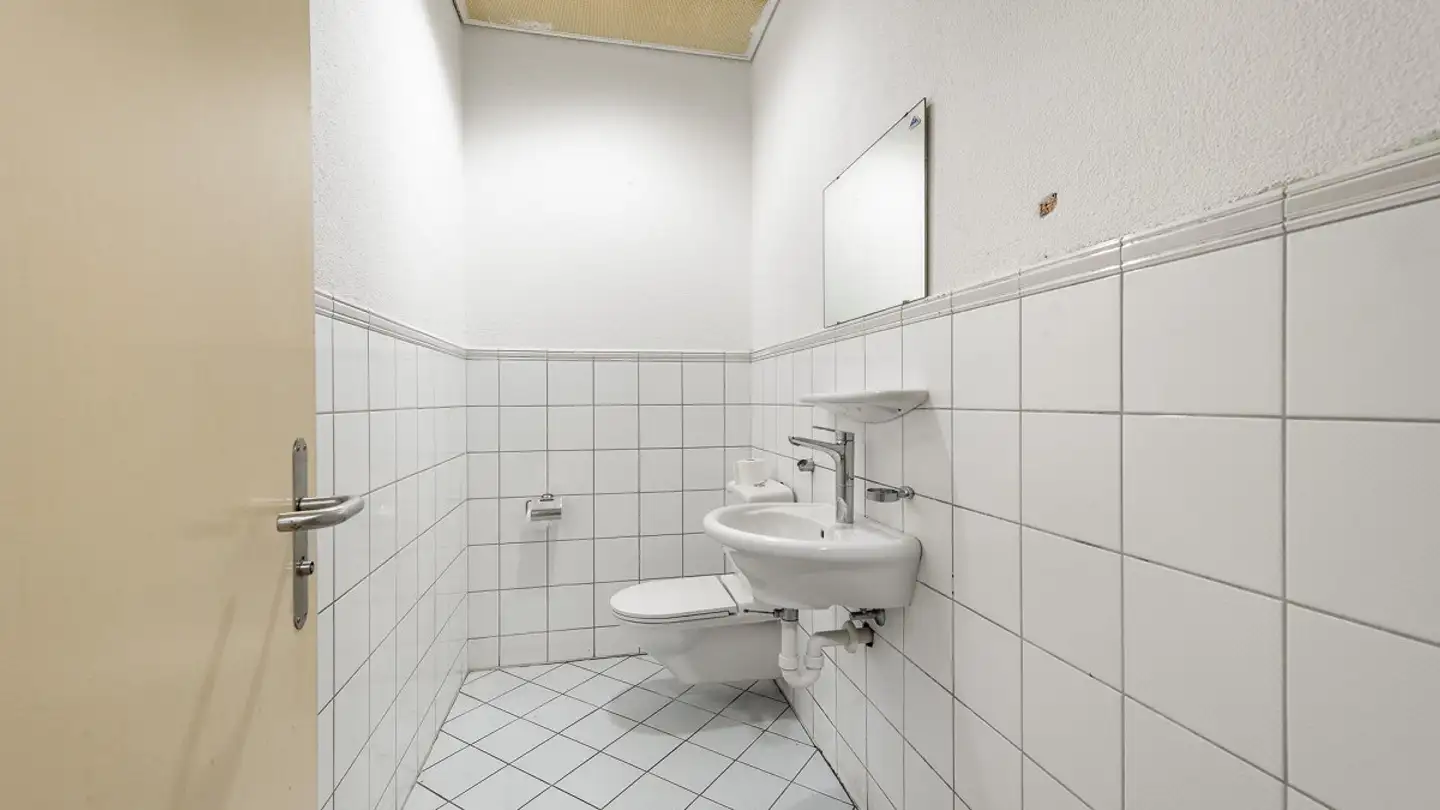 Commercial à louer - Seestrasse 115, 8820 Wädenswil - Photo 4