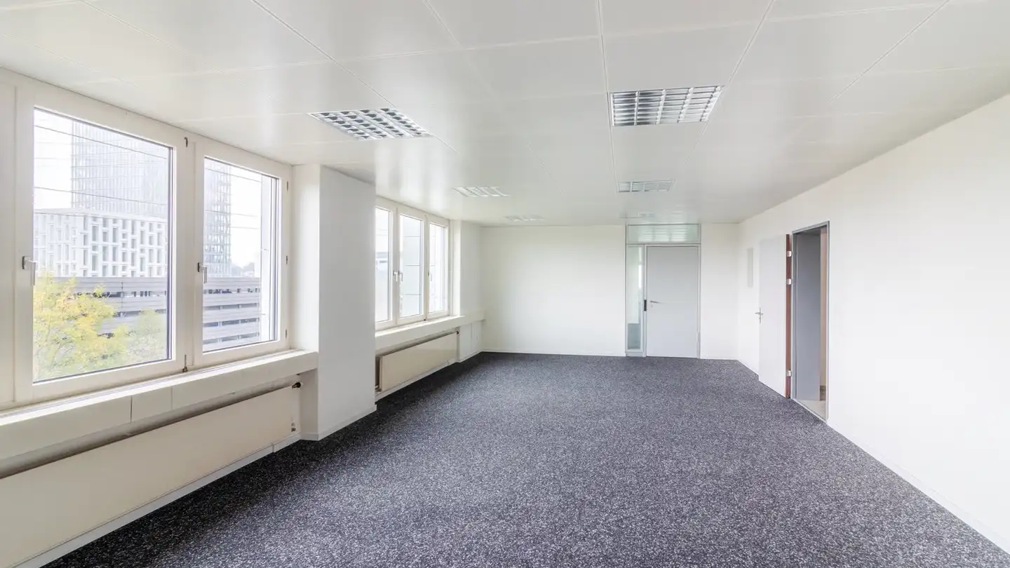 Office space for rent - Erlenstrasse 4, 6343 Rotkreuz