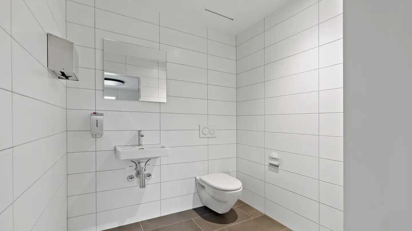Gewerbe mieten - Huebstrasse 35, 8317 Tagelswangen - Foto 3