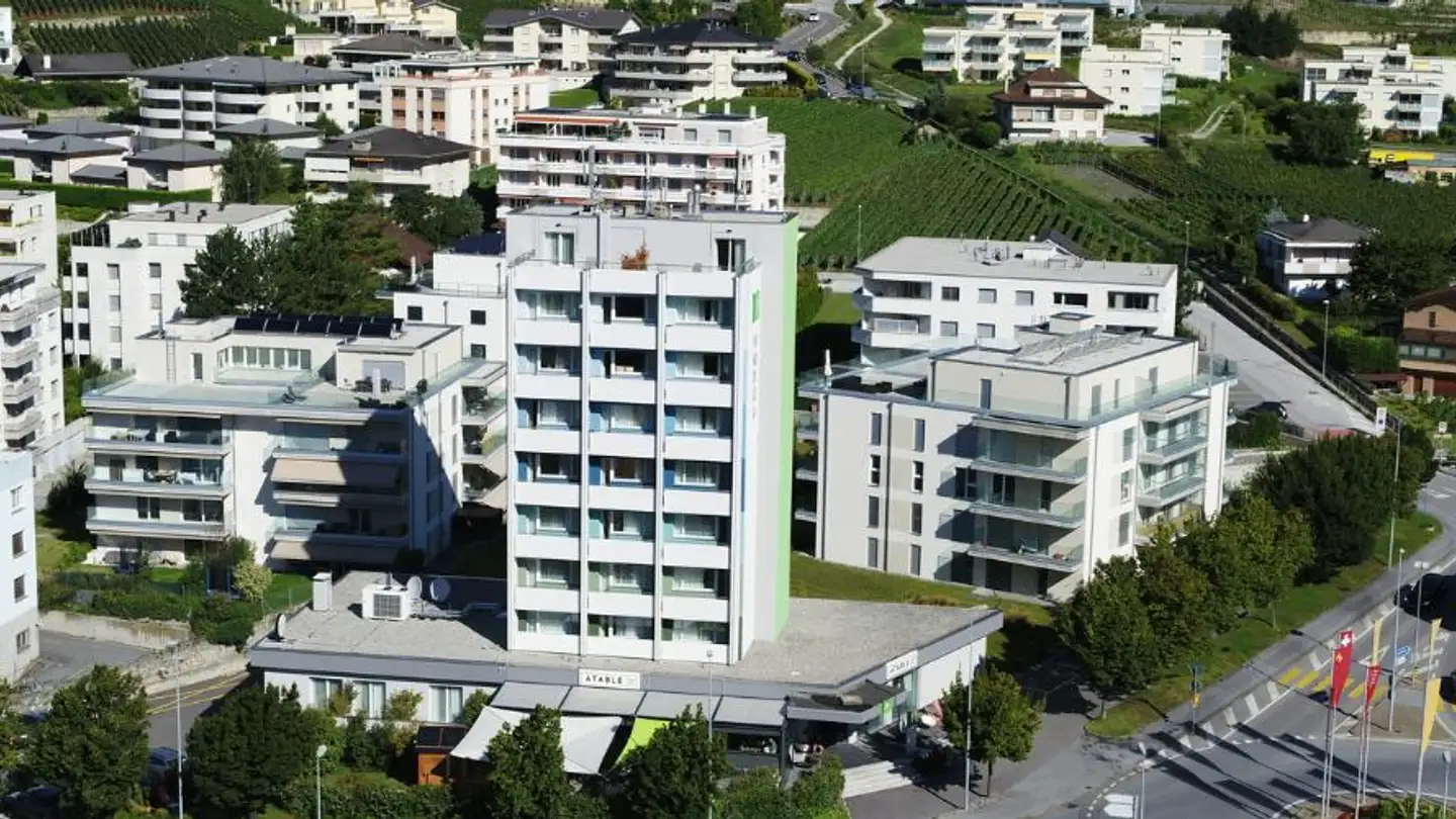Garage individuel à louer - Route De Sion 38, 3960 Sierre - Photo 2