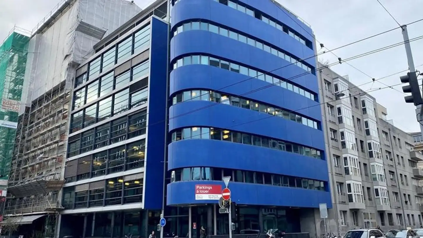 Underground parking space for rent - Rue du Stand 15, 1204 Genève