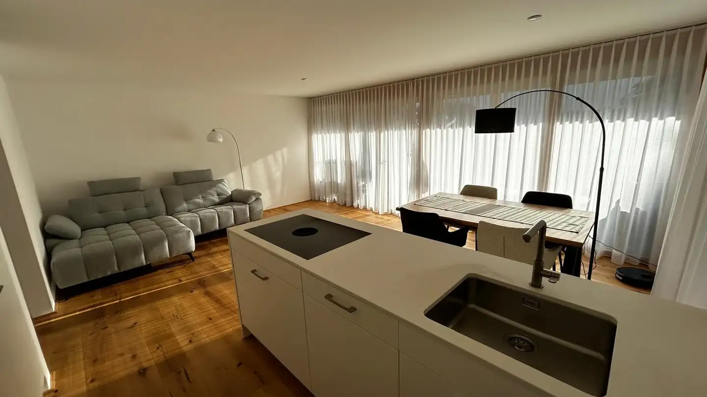 Appartement à louer - Suro 17, 7418 Tumegl/Tomils - Photo 4