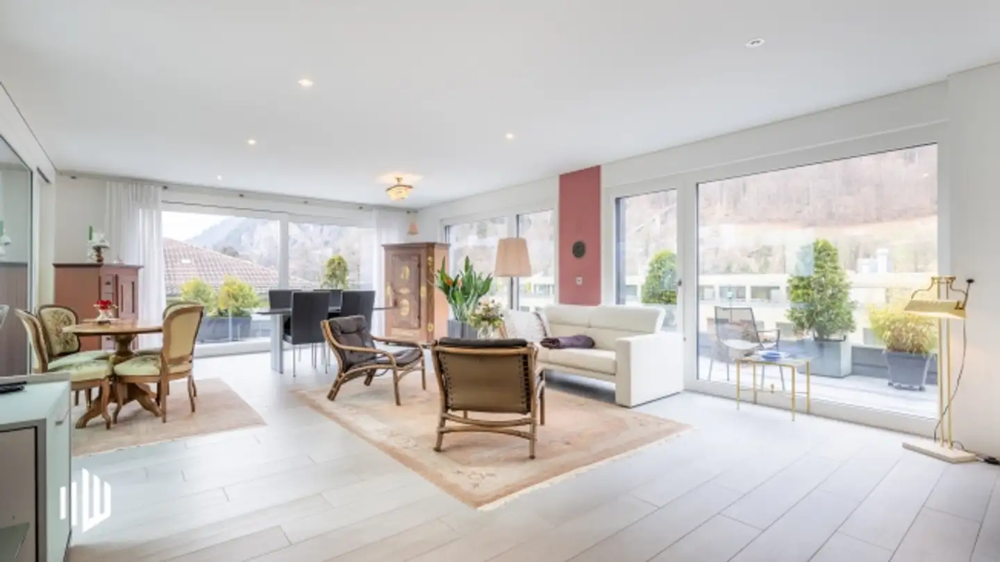 Appartamento in vendita - Untere Bönigstrasse 8, 3800 Interlaken - Photo 2