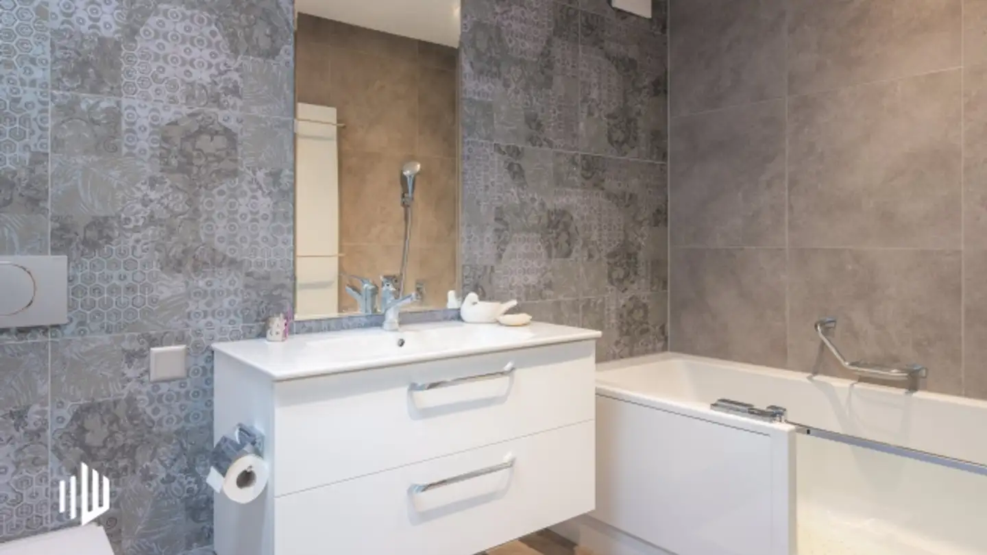 Appartamento in vendita - Untere Bönigstrasse 8, 3800 Interlaken - Photo 3