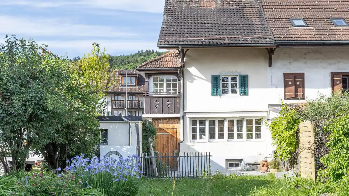 Maison jumelle à louer - 8340 Hinwil - Photo 2