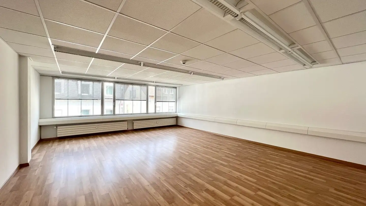 Office space for rent - Rue Du Manège / Reitschulstrasse 5, 2502 Biel/Bienne