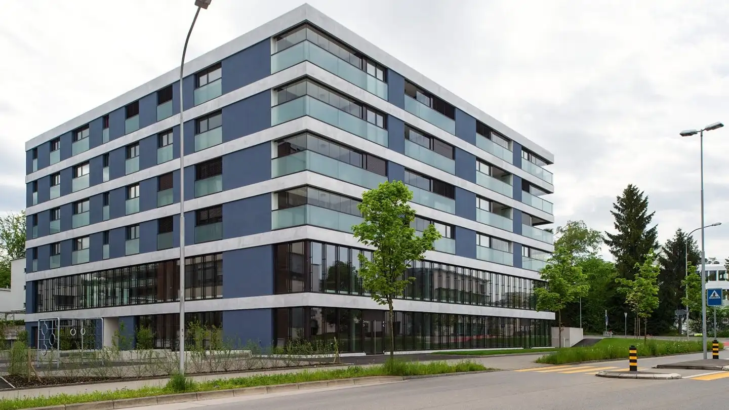 Kaufhaus mieten - Inwilerriedstrasse 61, 6340 Baar