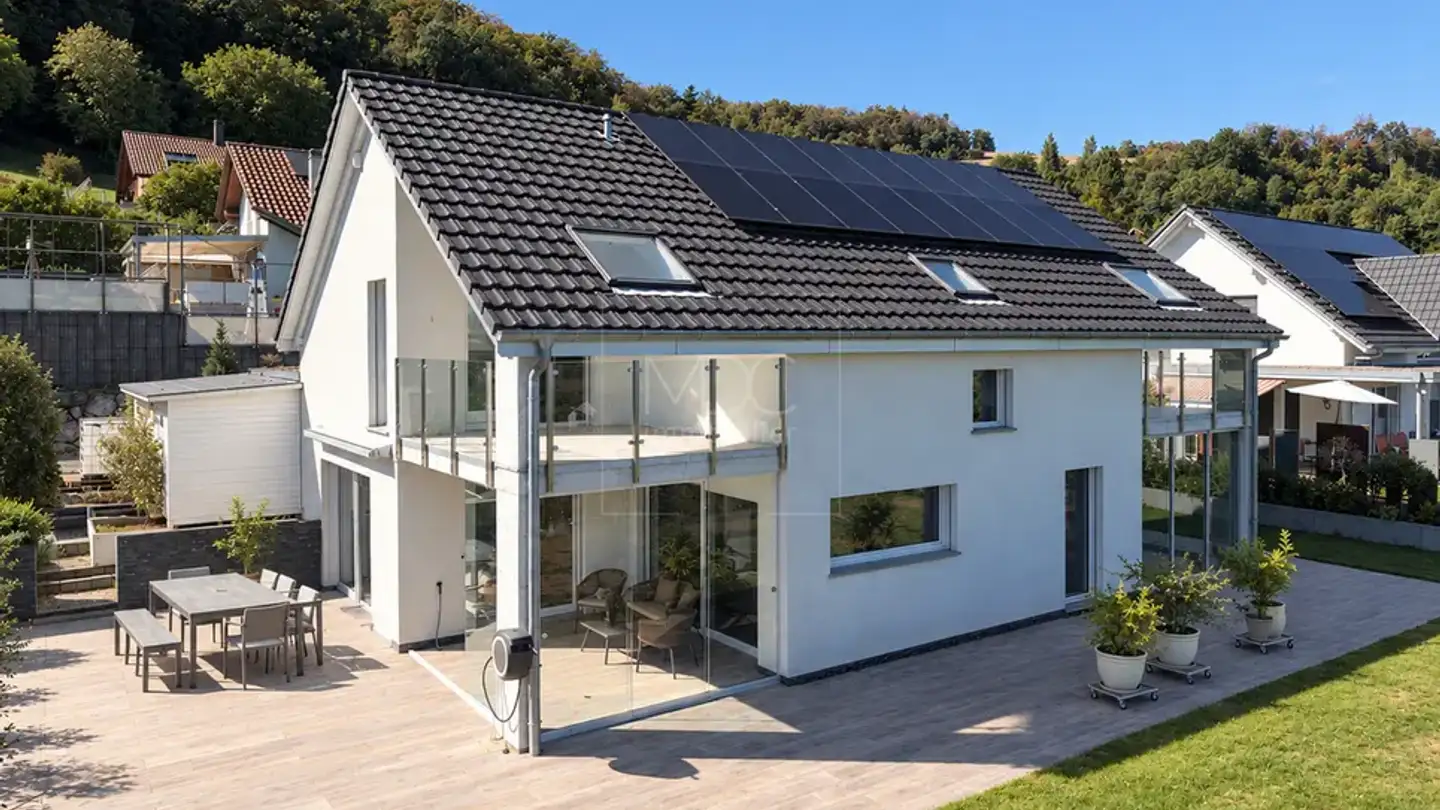 Single house for sale - 1527 Villeneuve FR