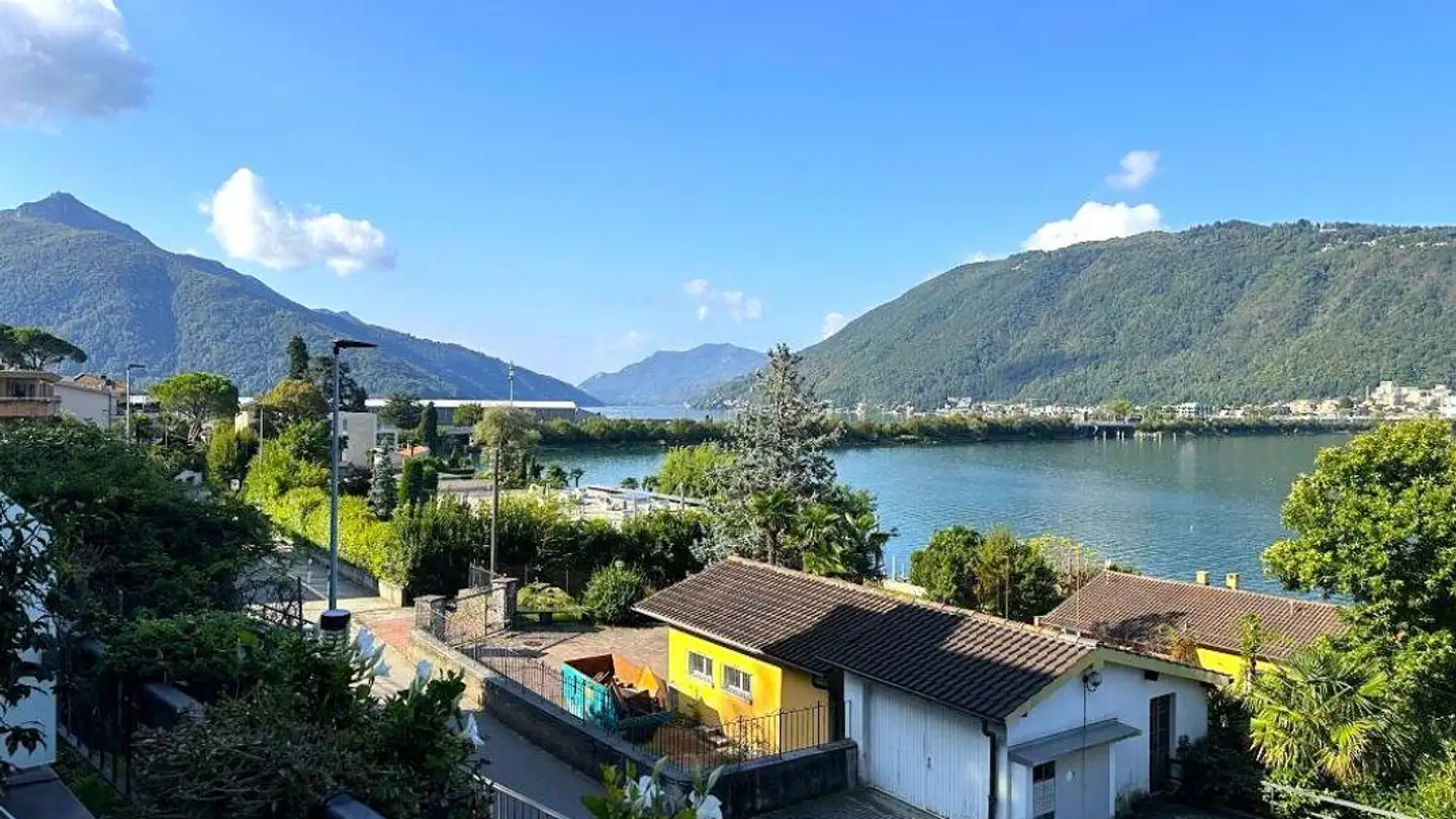 Maison en terrasse à vendre - 6816 Bissone