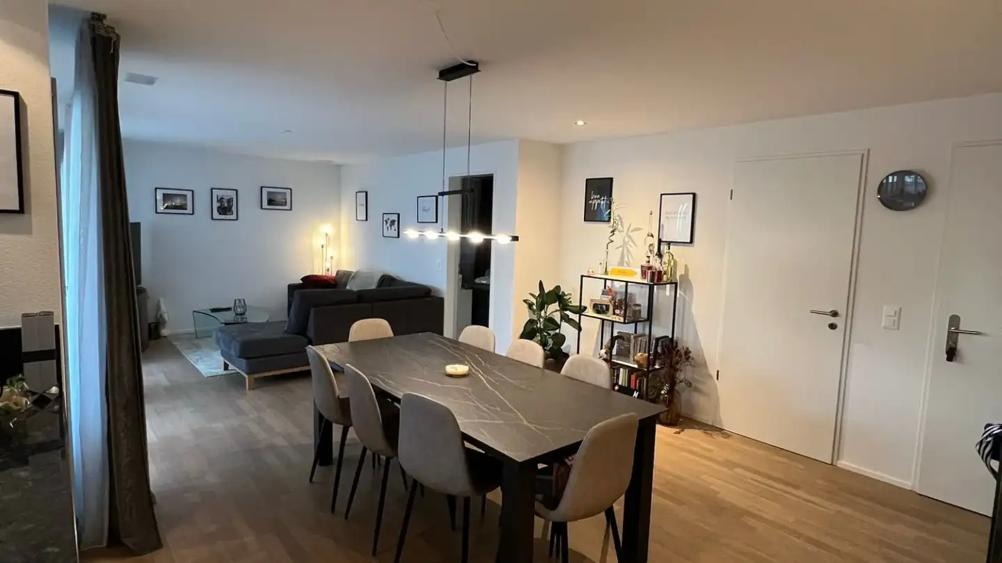 Wohnung mieten - Binzikerstrasse 56, 8627 Grüningen