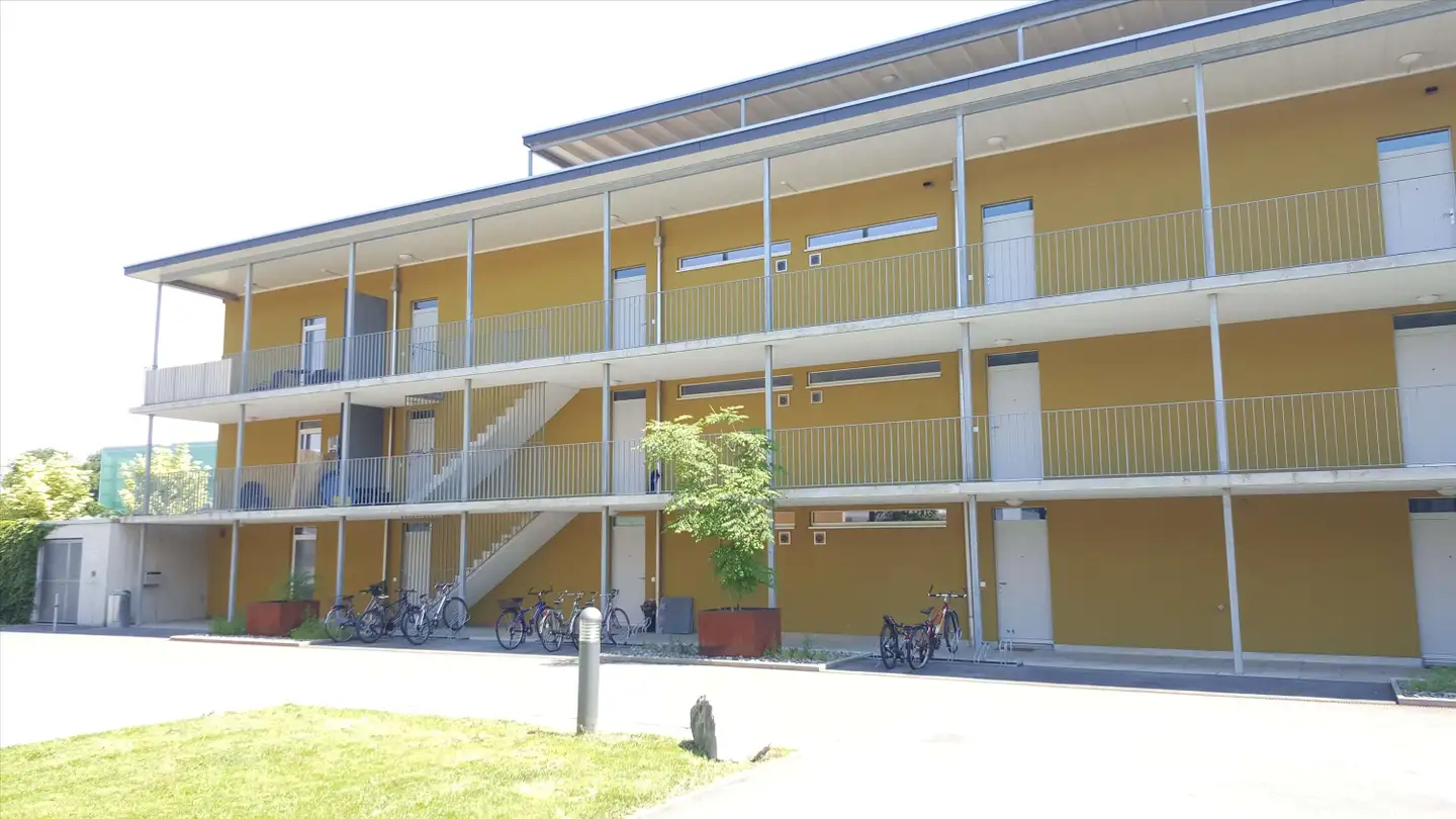 Place de parking intérieure pour moto à louer - Siedlungsstrasse 1, 3603 Thun