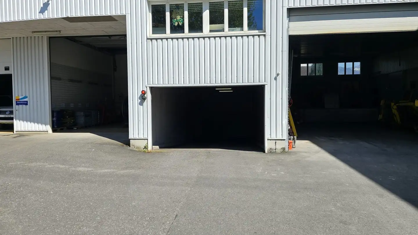 Parcheggio sotterraneo in affitto - Brauereistrasse 1b, 8730 Uznach