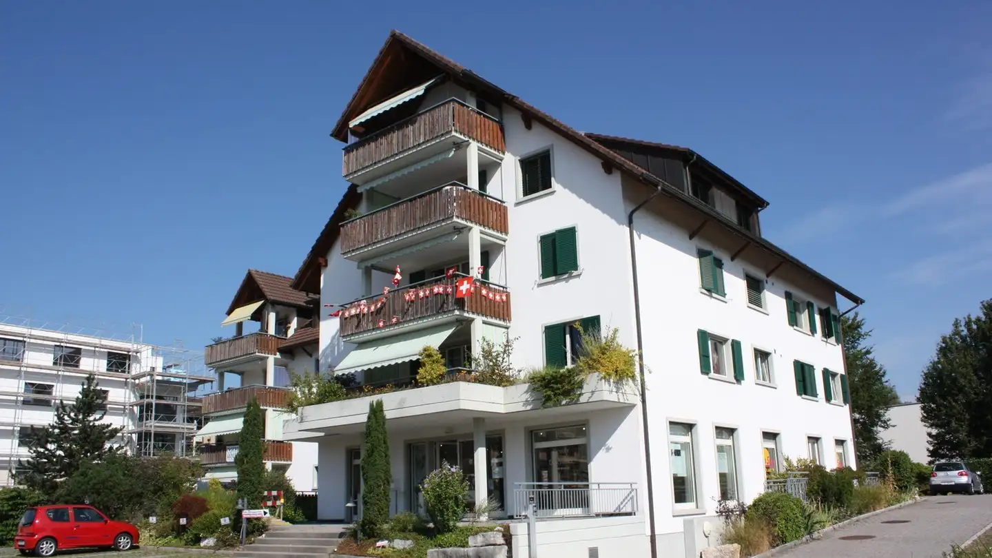 Outdoor parking space for rent - Glattalstrasse 232, 8153 Rümlang