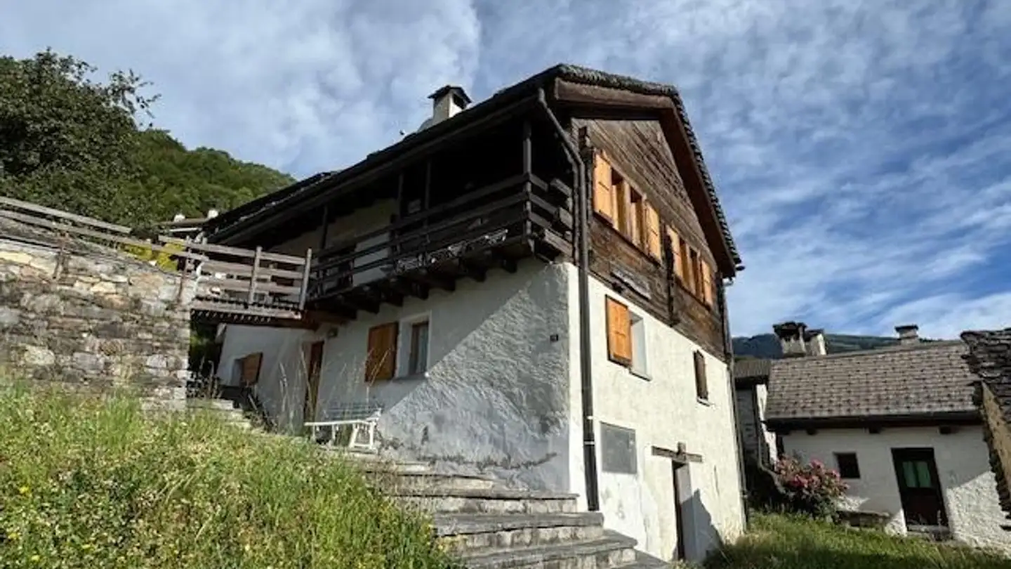 Casa singola in vendita - Via Lepontica, 6716 Leontica