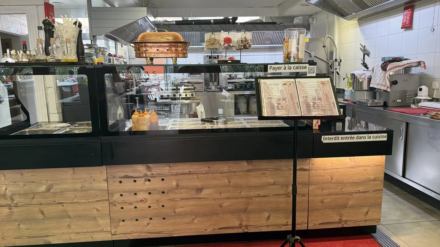 Commerciale in affitto - Place De La Gare, 1907 Saxon - Photo 3