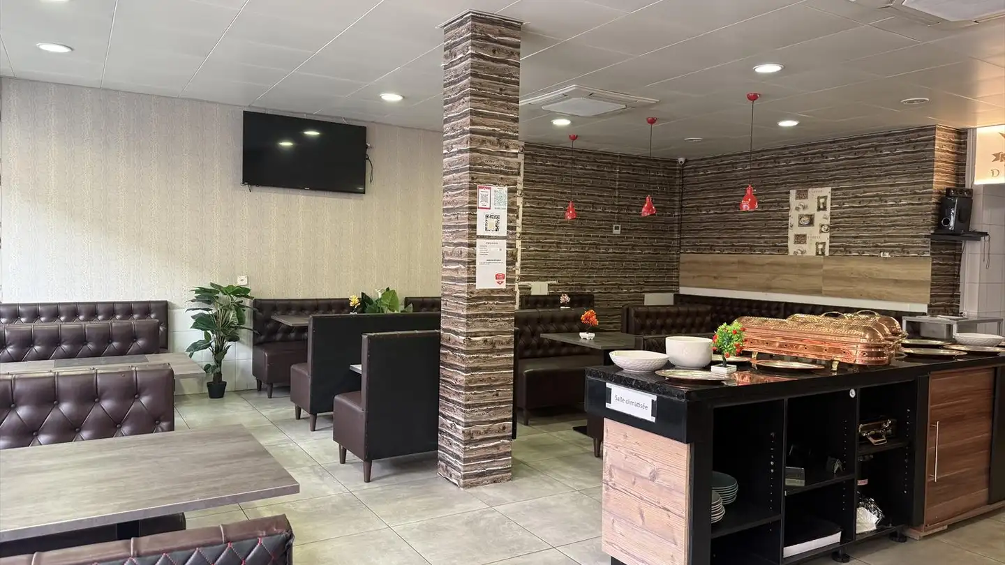 Commerciale in affitto - Place De La Gare, 1907 Saxon - Photo 4