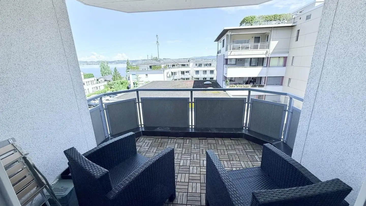 Wohnung mieten - Zürcherstrasse 10a, 8852 Altendorf - Foto 2
