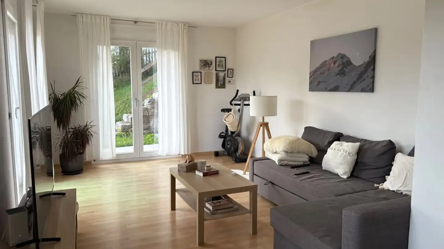 Terrassenwohnung mieten - Via Crap Cavalè 21, 7154 Ruschein
