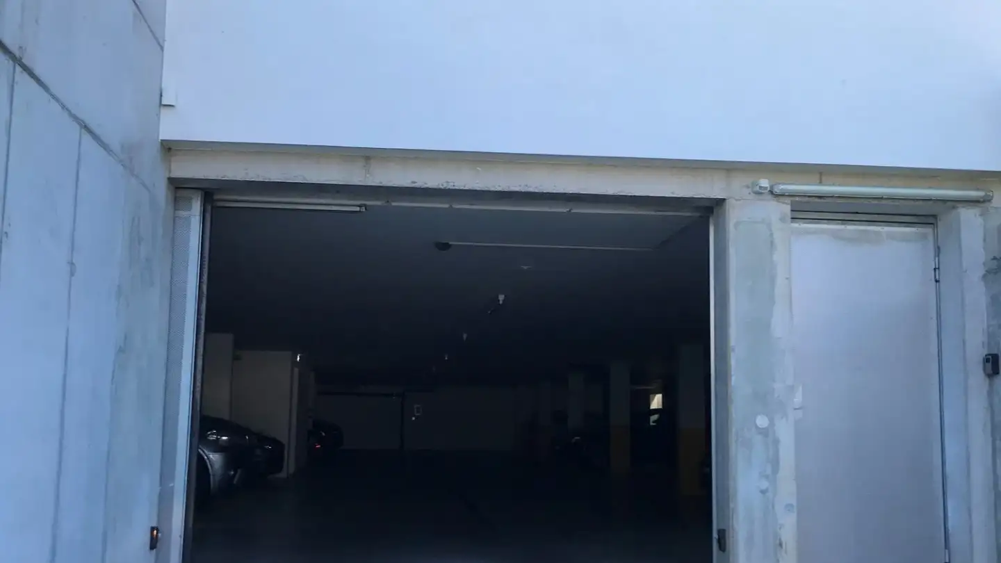 Parcheggio sotterraneo in affitto - Hauptstrasse 33a, 8594 Güttingen