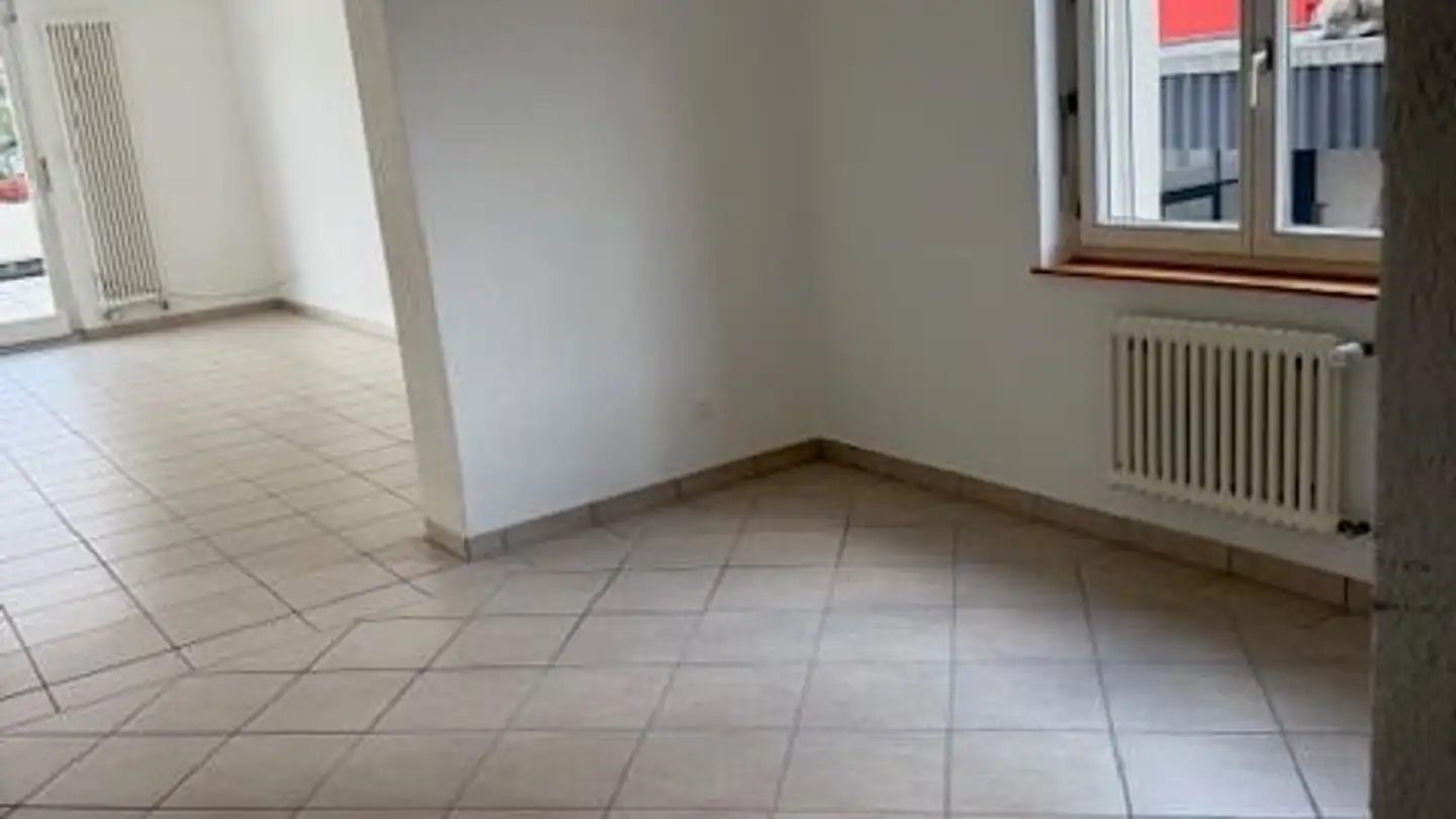 Apartment for rent - Rue de l'Écluse 28, 2740 Moutier - Photo 3